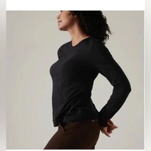 Athleta Outbound Long Sleeve